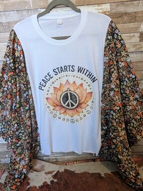 NWT Handcrafted Peace Starts Within Graphic W Boho Bat Wing Sleeve Top